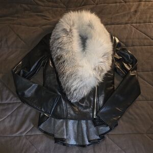 Fendi LUXURY ITEM! Peplum Fox Fur Nappa Leather Jacket in Black. Sz 42/6. R2S!!